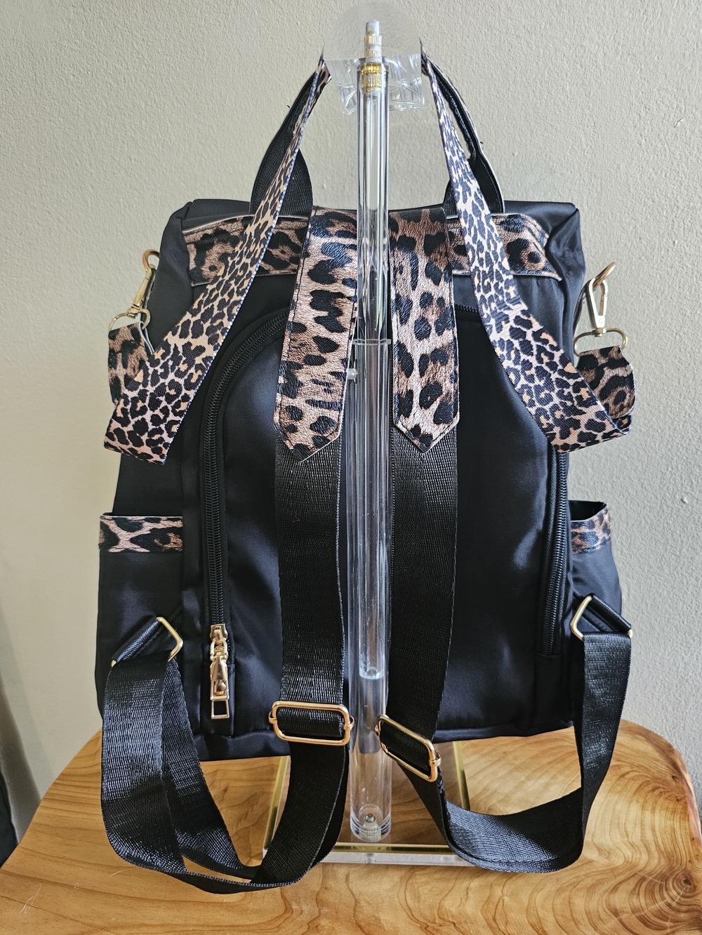 Leopard Accent Black Women's Backpack Bag NWOT - Picture 5 of 8